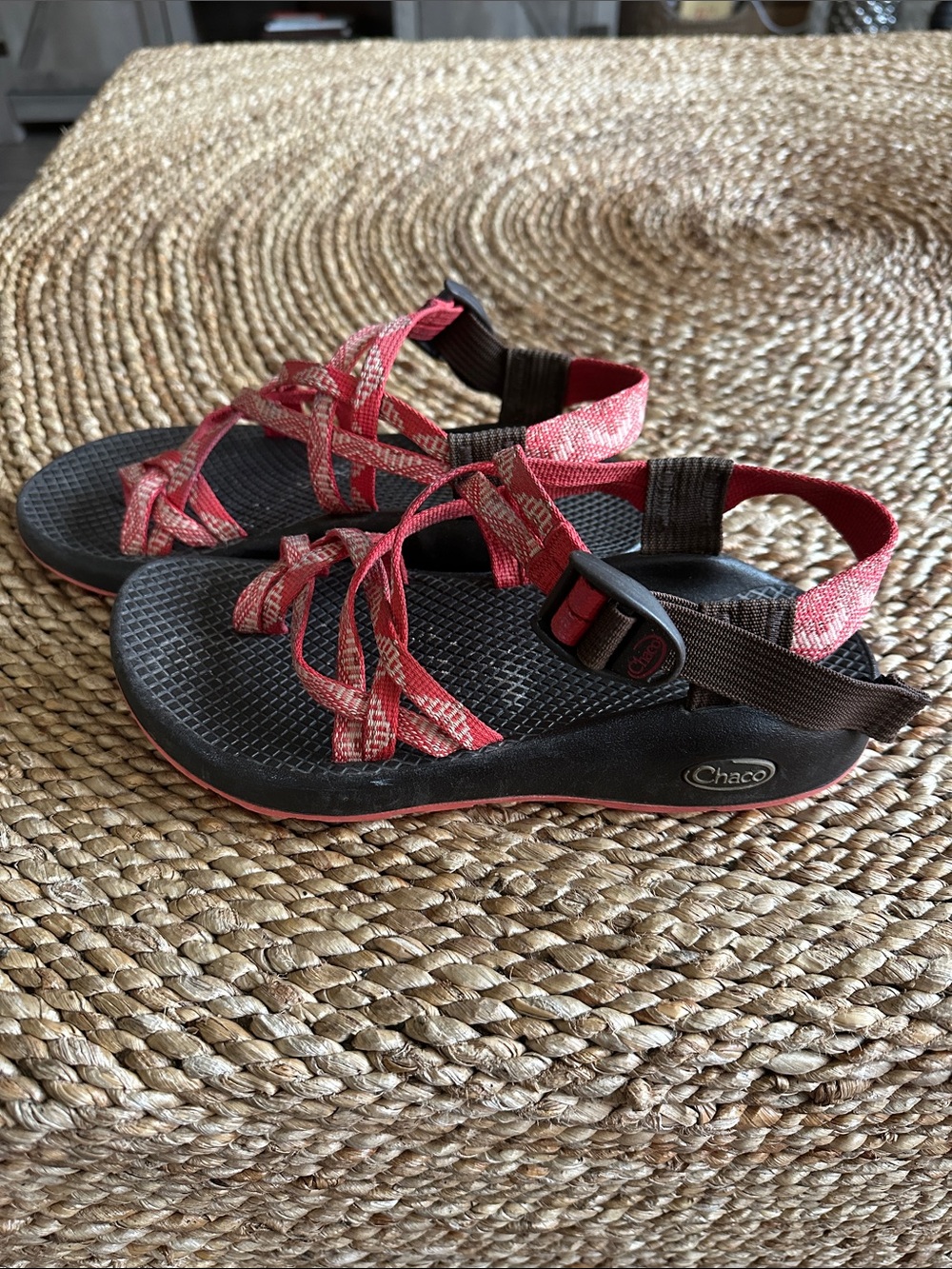 Chaco Women's size 6 Coral Patterned Strap Sandals with Black Footbed
